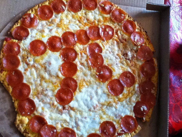 pi-pizza-pepperoni-del0314.jpg